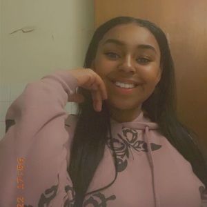 Meet your Posher, Love